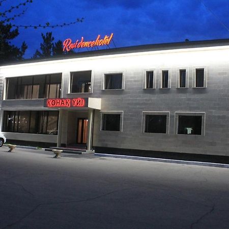 Residence Hotel Pavlodar Eksteriør billede