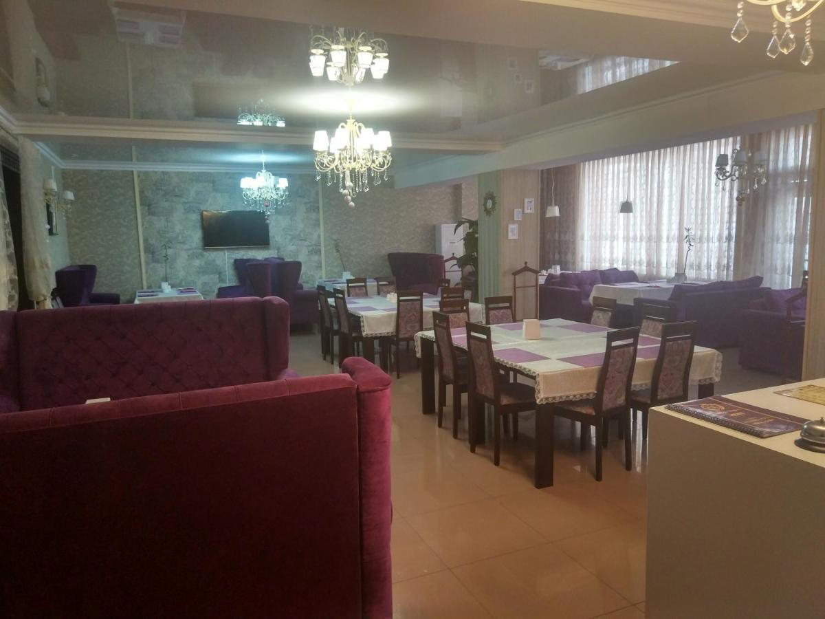 Residence Hotel Pavlodar Eksteriør billede