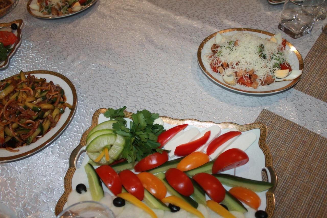 Residence Hotel Pavlodar Eksteriør billede