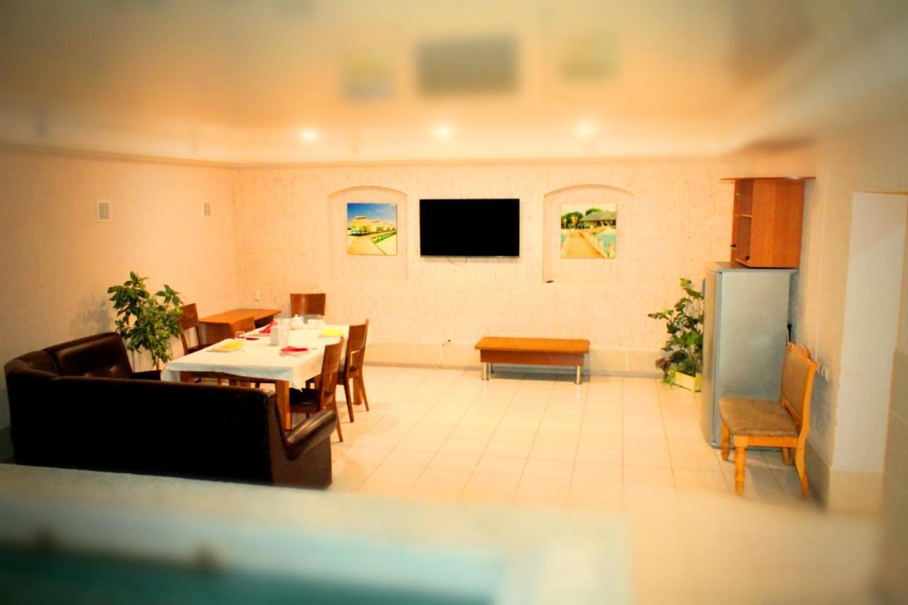 Residence Hotel Pavlodar Eksteriør billede