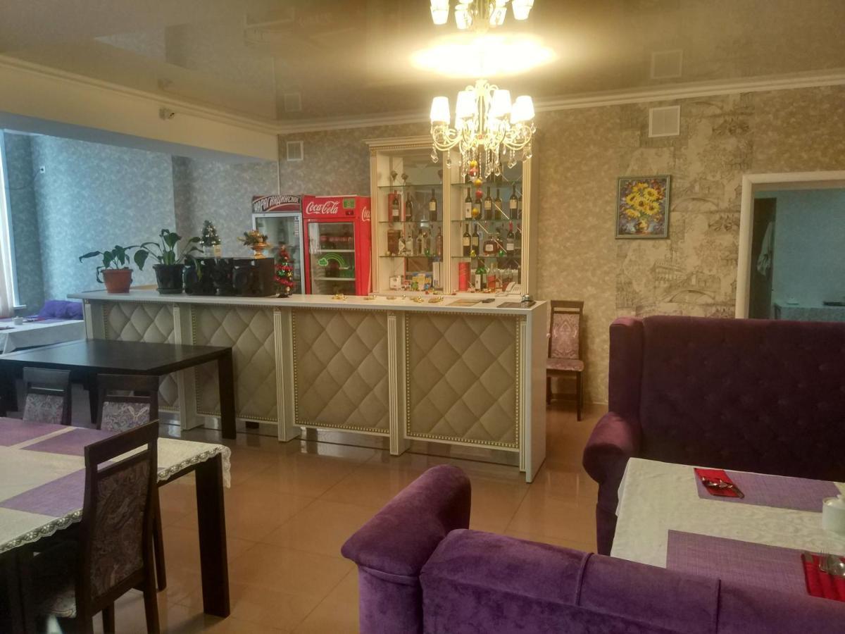 Residence Hotel Pavlodar Eksteriør billede