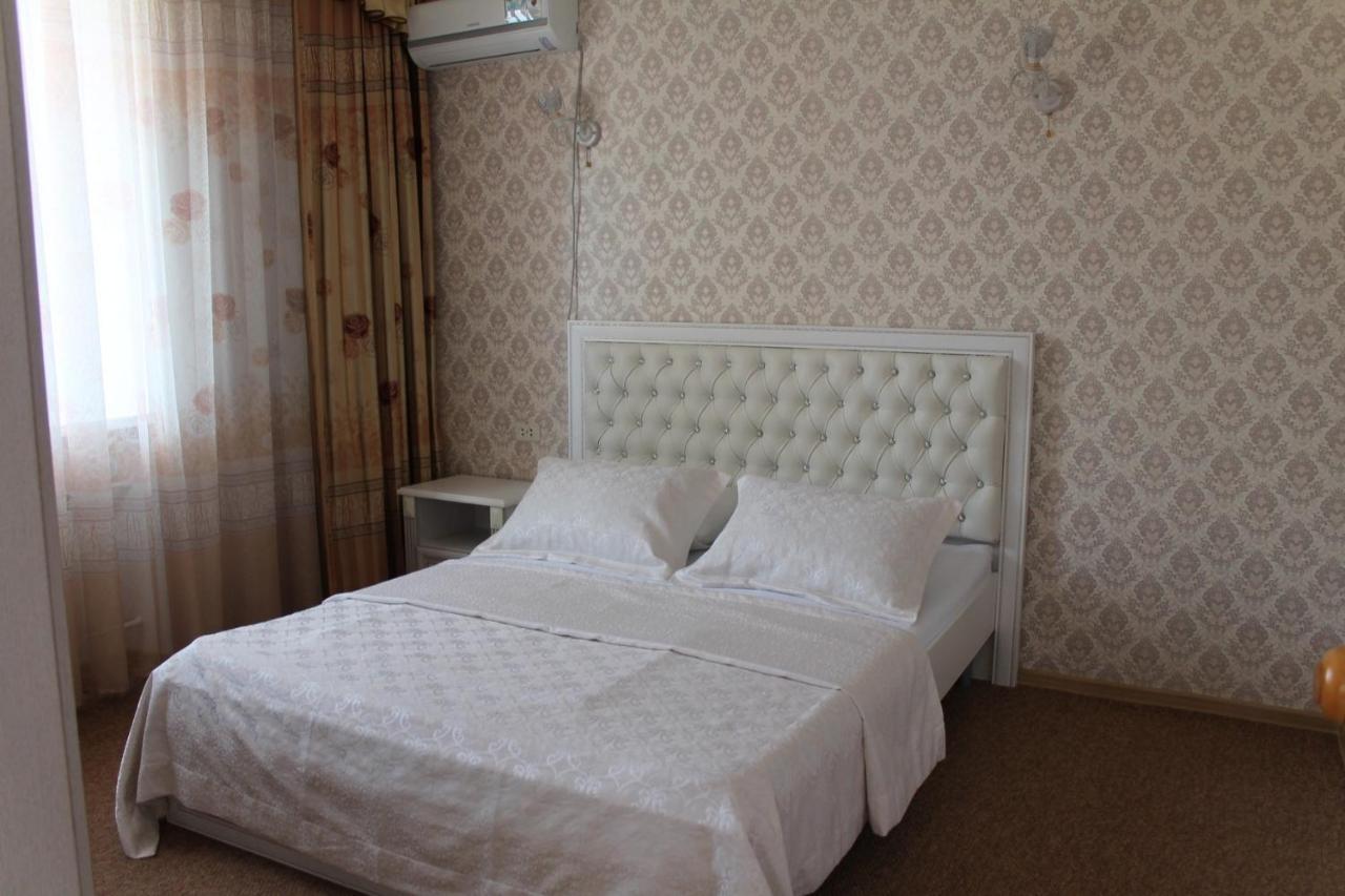 Residence Hotel Pavlodar Eksteriør billede