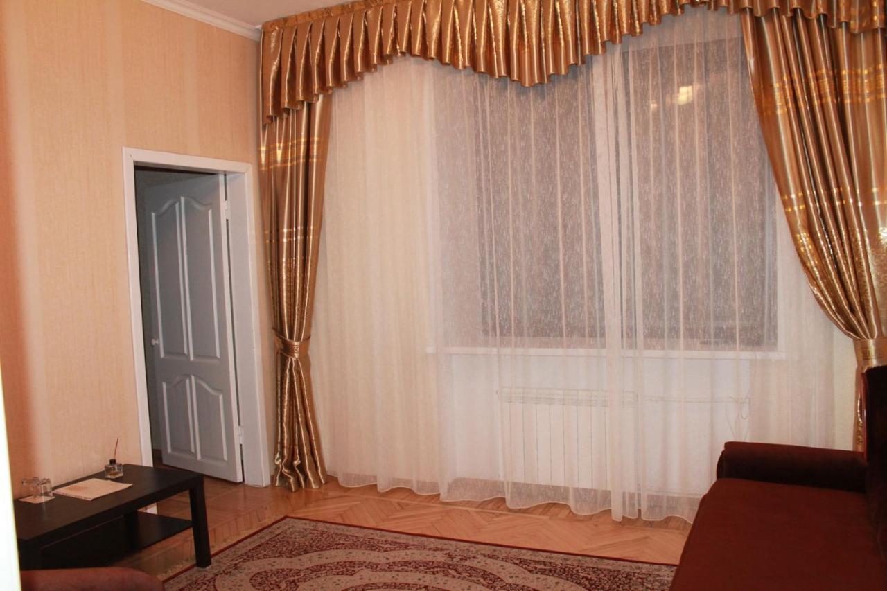 Residence Hotel Pavlodar Eksteriør billede